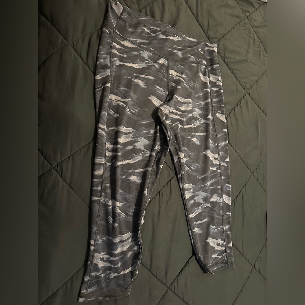 Victoria secret black camuflas used leggings xxl